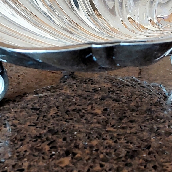 VINTAGE F.B.ROGERS SILVERPLATED CLAMSHELL FOOTED SHRIMP/APPETIZER SERVER - Picture 8 of 8